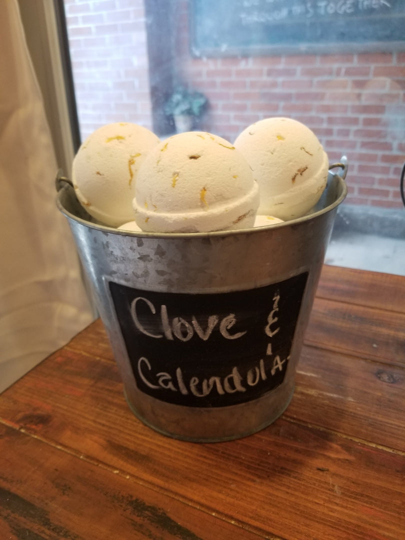 Plant-based Bath Bombs - Sassera