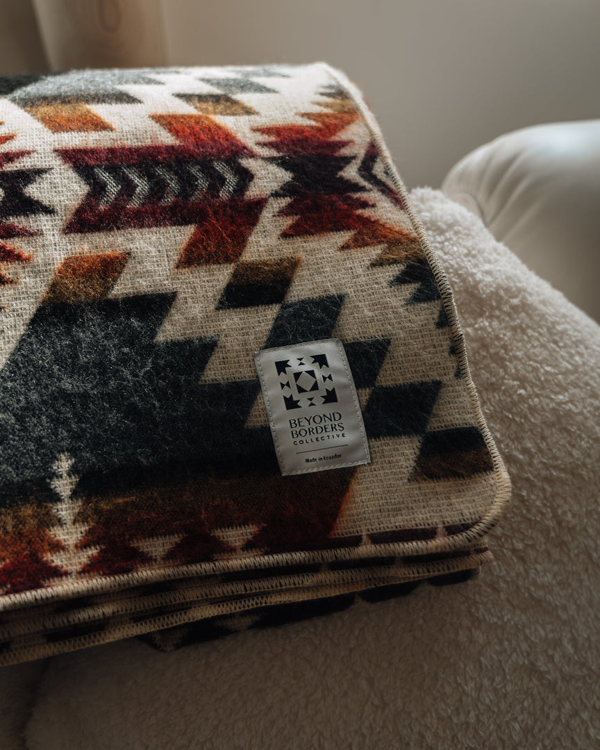 Secoya Blanket - Campfire Ash - Sassera