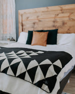 Nevado Blanket - Natural / Black - Sassera