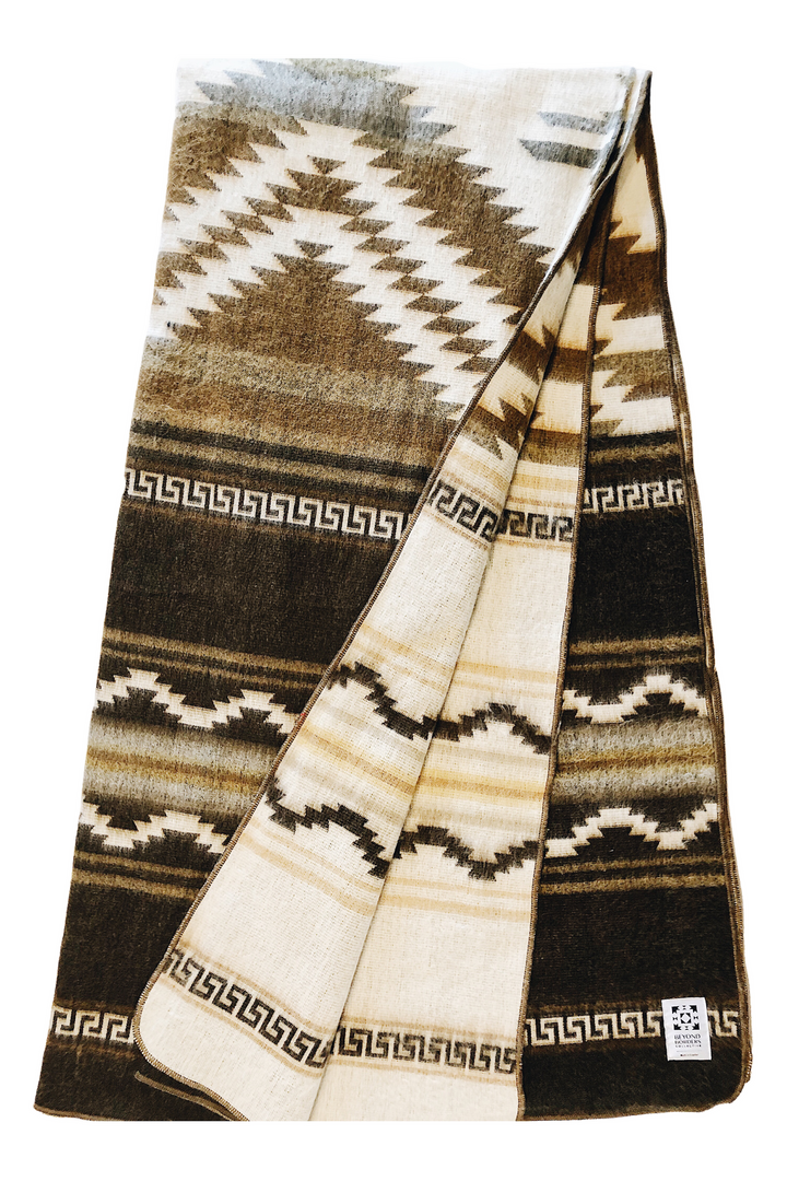 Shuar Blanket - Dusty - Sassera