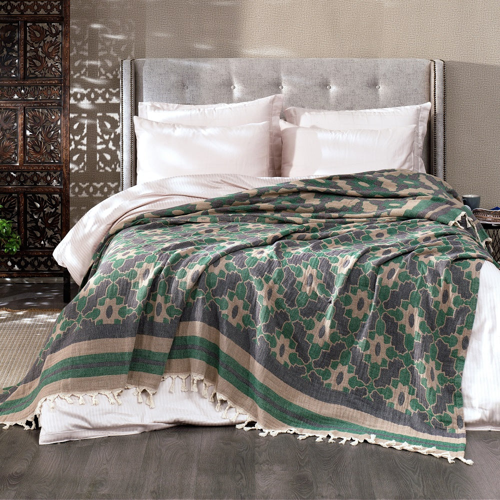 Leyla Soft Cotton Jacquard Bedspread - Sassera