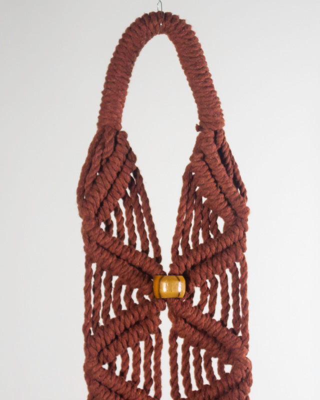 Somoto Macrame Plant Holder | Tile Red - Sassera